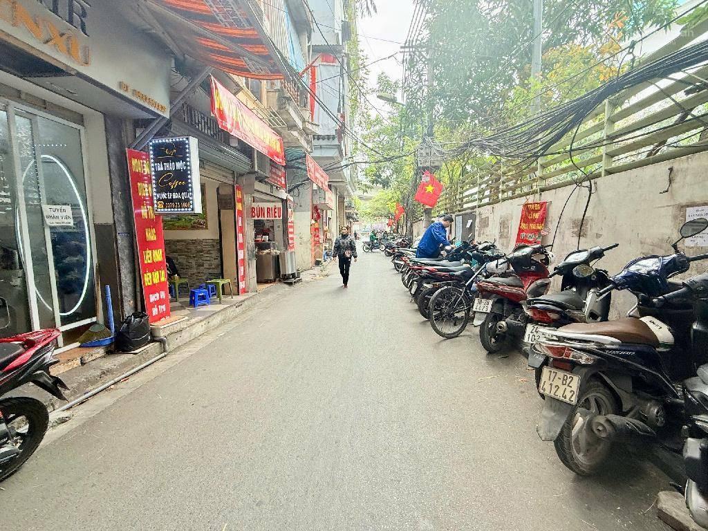 Mặt tiền đẹp gần hồ đầm sòi  vị trí vàng kinh doanh cho thuê  nhiều tiện ích  ưu điểm tuyệt vời