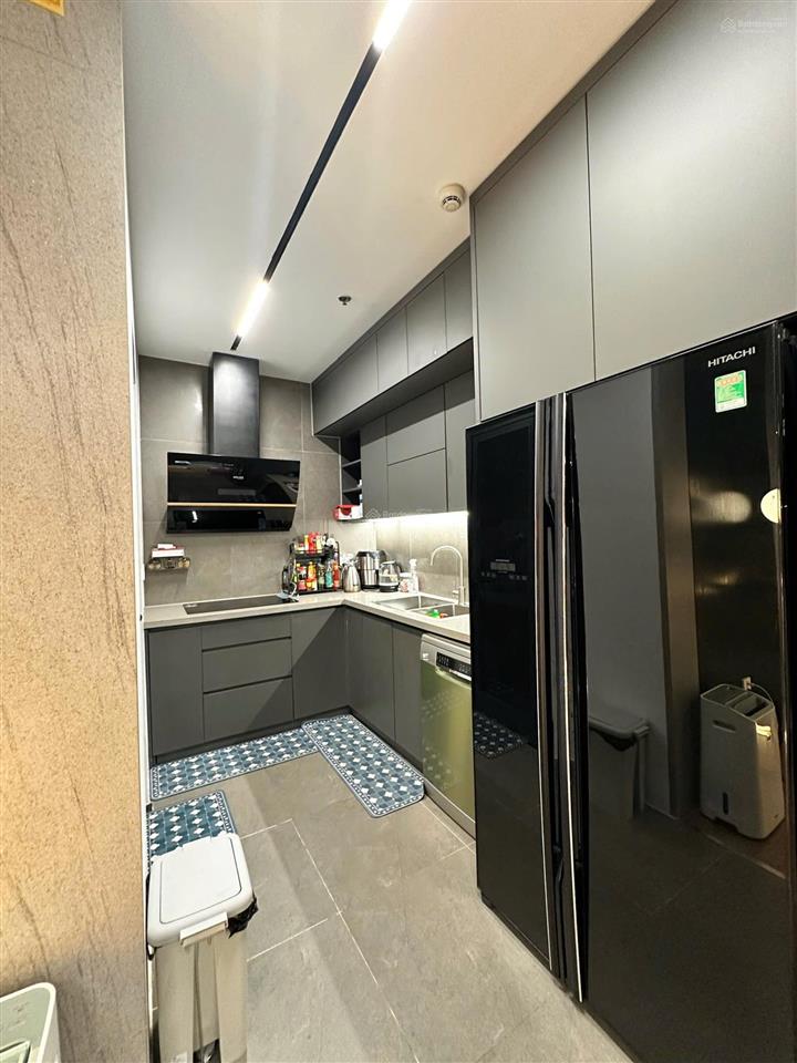 Cc bán chung cư gold tower số 275 nguyễn trãi nhà 3 ngủ 2wc full đồ. diện tích 113,5m2 thông thuỷ