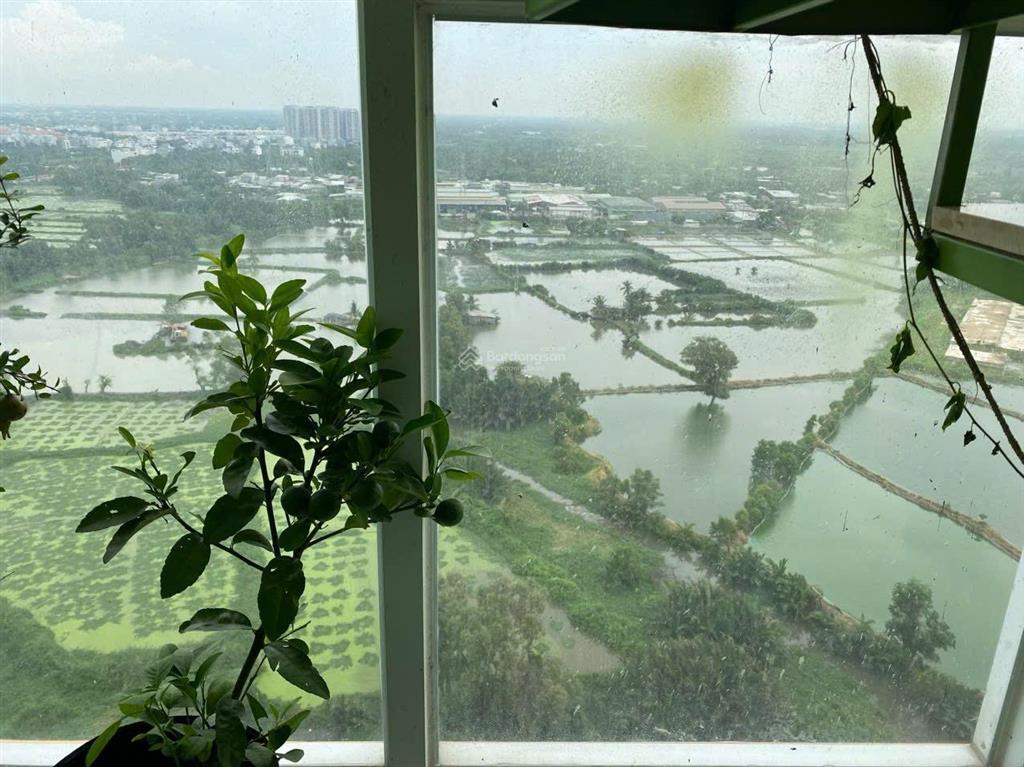 Bán căn duplex terra rosa dtsd 170m2, 6pn 3wc, đã có sổ. giá 4,2 tỷ thương lượng