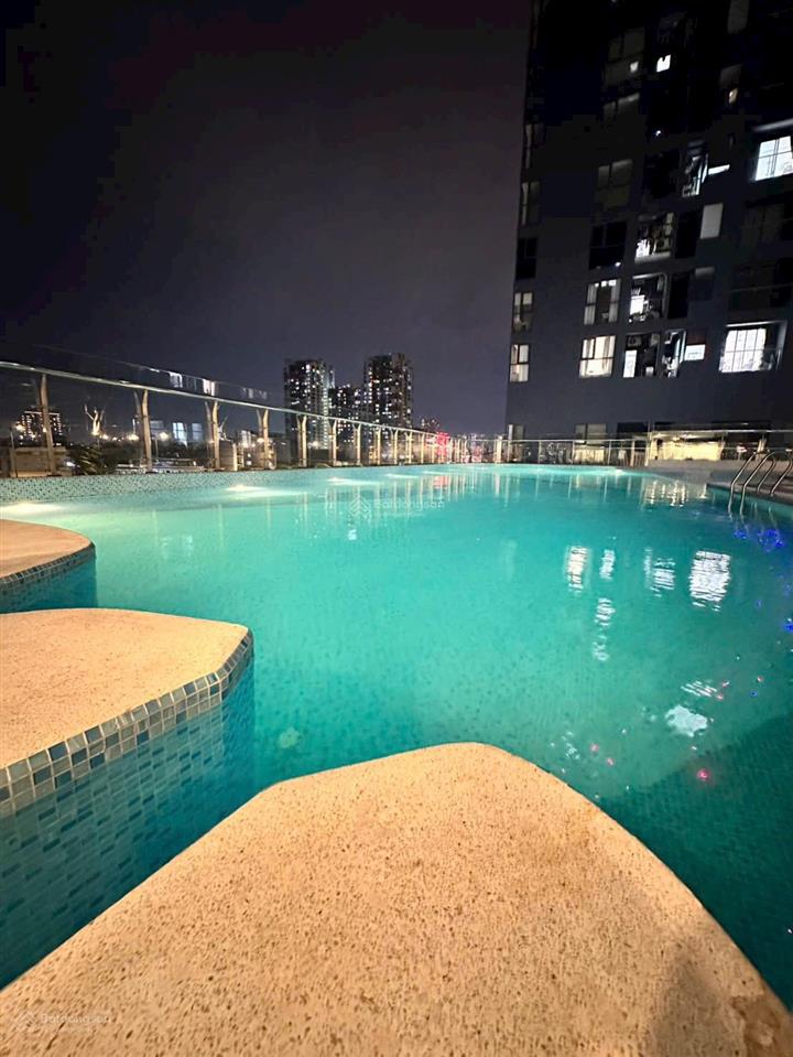 Hot! bán căn góc daqua 2pn 71m2 view bến bình đông và hồ bơi, giá 5,05 tỷ