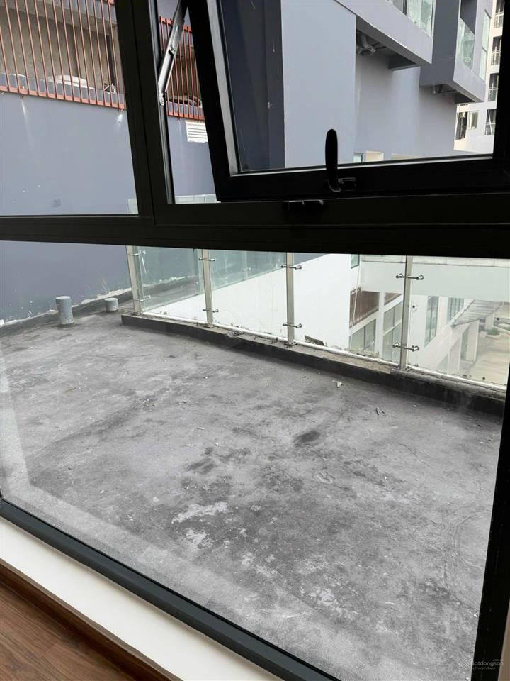Bán gấp căn hộ d  aqua 2pn, 1wc, 54m2, view bến bình đông. giá 4,025 tỷ