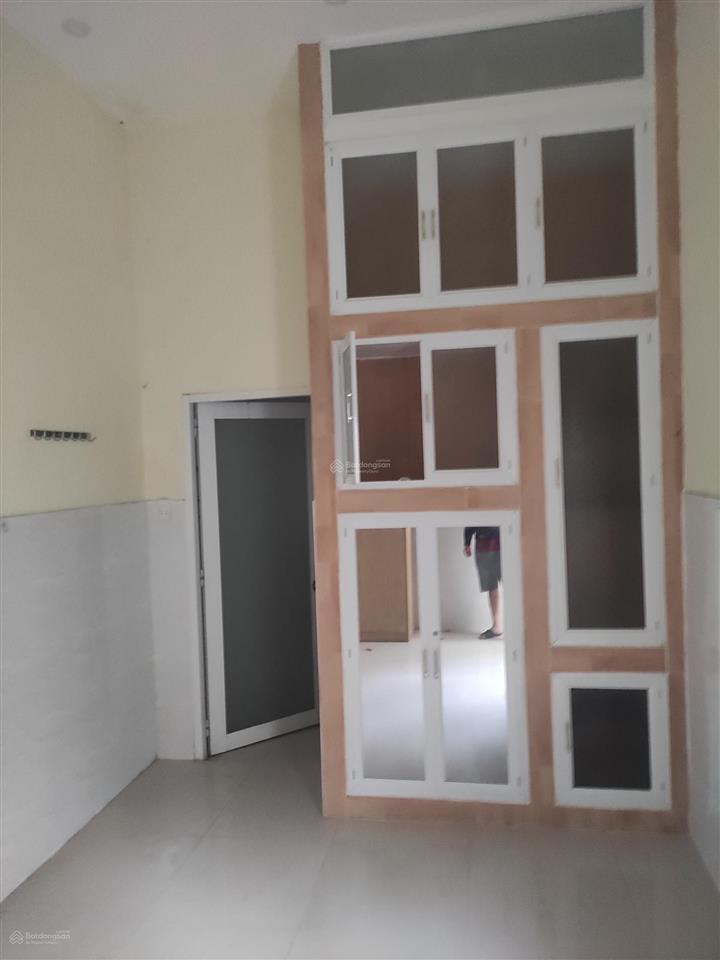 Bán nr 5pn, 5wc, 83,3m2 tại khu nhà ở cán bộ  công nhân viên, 5,3 tỷ