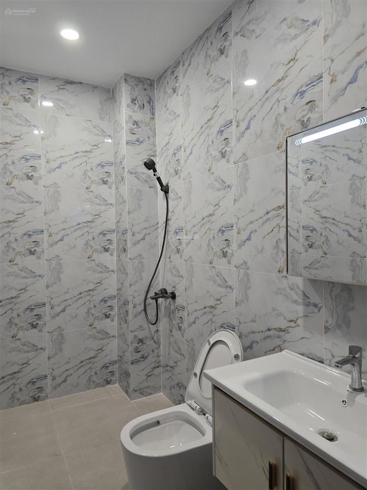 Mặt tiền đường 12m, diện tích 80m2