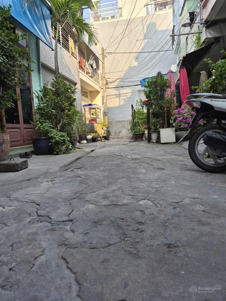 Siêu phẩm căn góc 2 mặt tiền ngang khủng 5 m  trung tâm p.10 gò vấp  chỉ 5 tỷ 2!