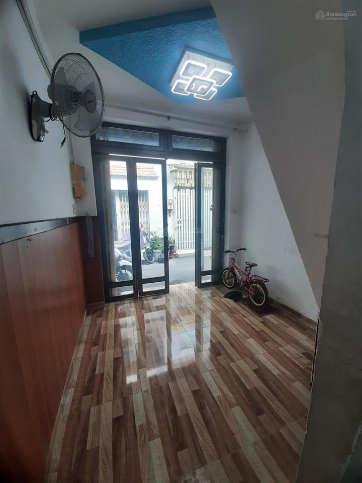 Nhà trệt lầu đường thống nhất p16 đối diện trường phan tây hồ giá 3 tỷ 25 / 24.5 m2 shr .