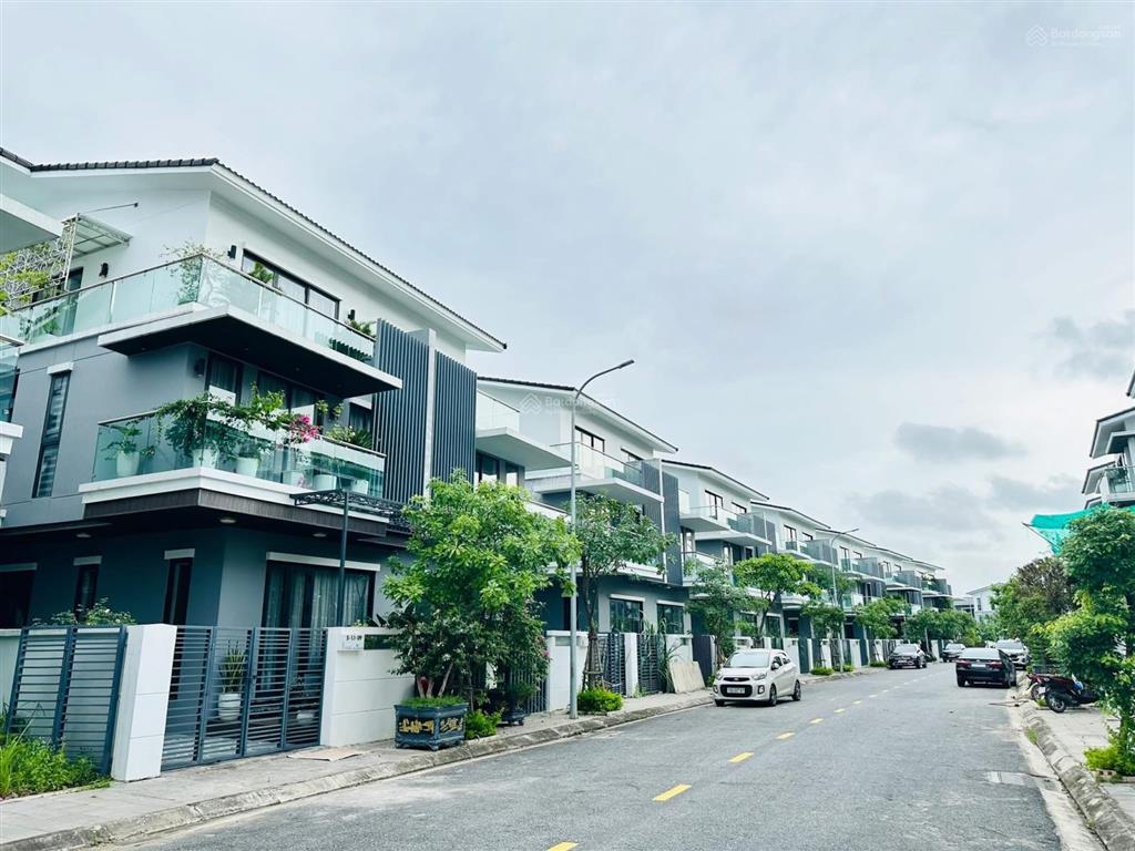 Biệt thự đơn lập beomes 16 tỷ. giá đã bao gồm thuế phí sổ hồng trao tay