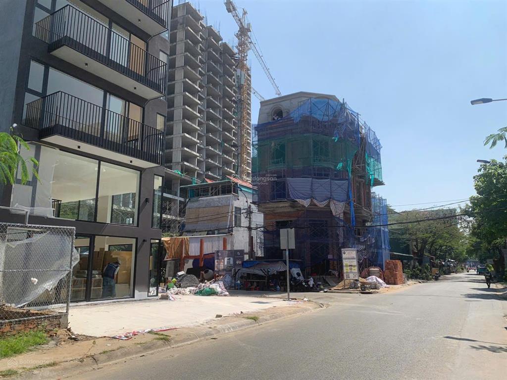 Cần bán đất mặt tiền đường thông trần thị liền thông sang kdc làng đại học abc  với giá 9tỷ5 tl