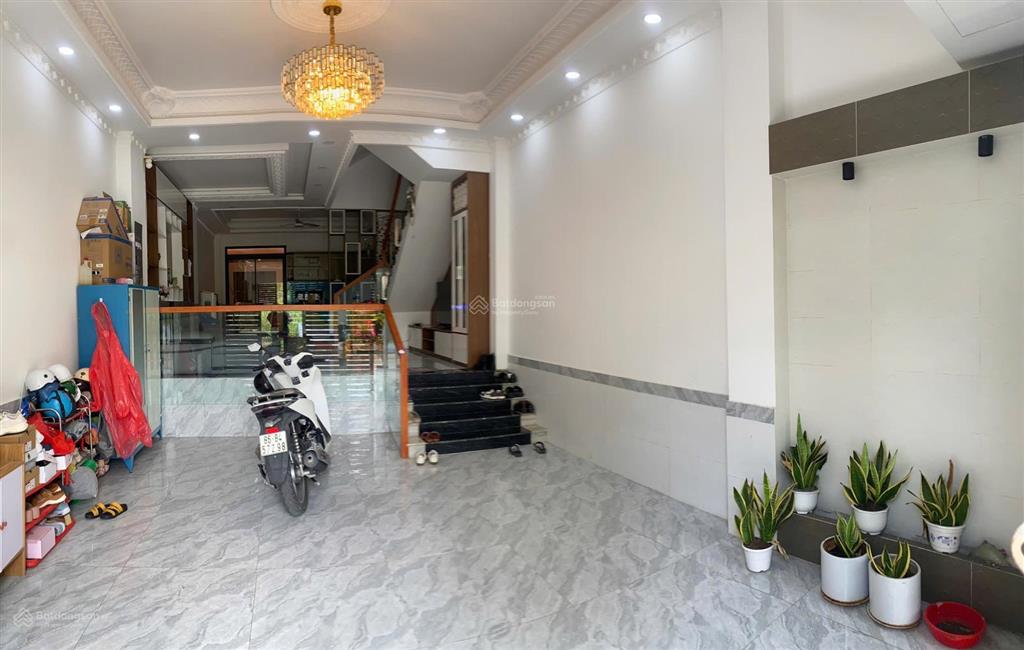 Cho thuê nhà nguyên căn khu dân cư đào sư tích  phước kiển, nhà bè.