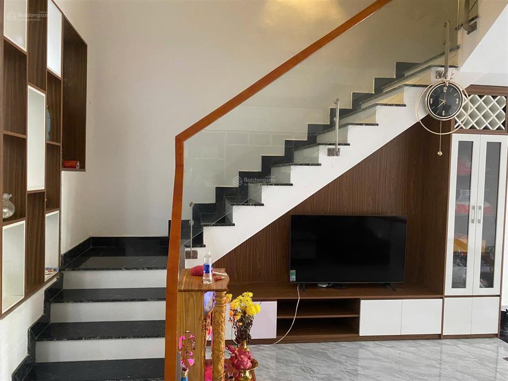 Cho thuê nhà nguyên căn khu dân cư đào sư tích  phước kiển, nhà bè.