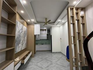 Cho thuê nhà nguyên căn 5 tầng mới tinh gần quang trung, hà đông