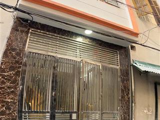 Nhà 5 tầng phố ngô quyền  trung tâm hà đông  ngõ rộng 4m  giá chỉ 6,x tỷ