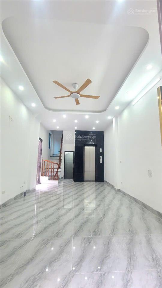 Bán nhà xây mới 6 tầng lô góc thang máy hà đông, gần đại học đại nam