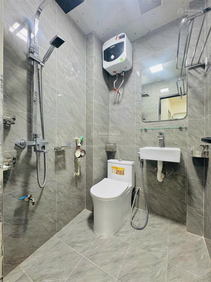 Cho thuê phòng chdv la thành giảng võ 20m2 ban công máy giặt riêng full đồ 5tr5/th