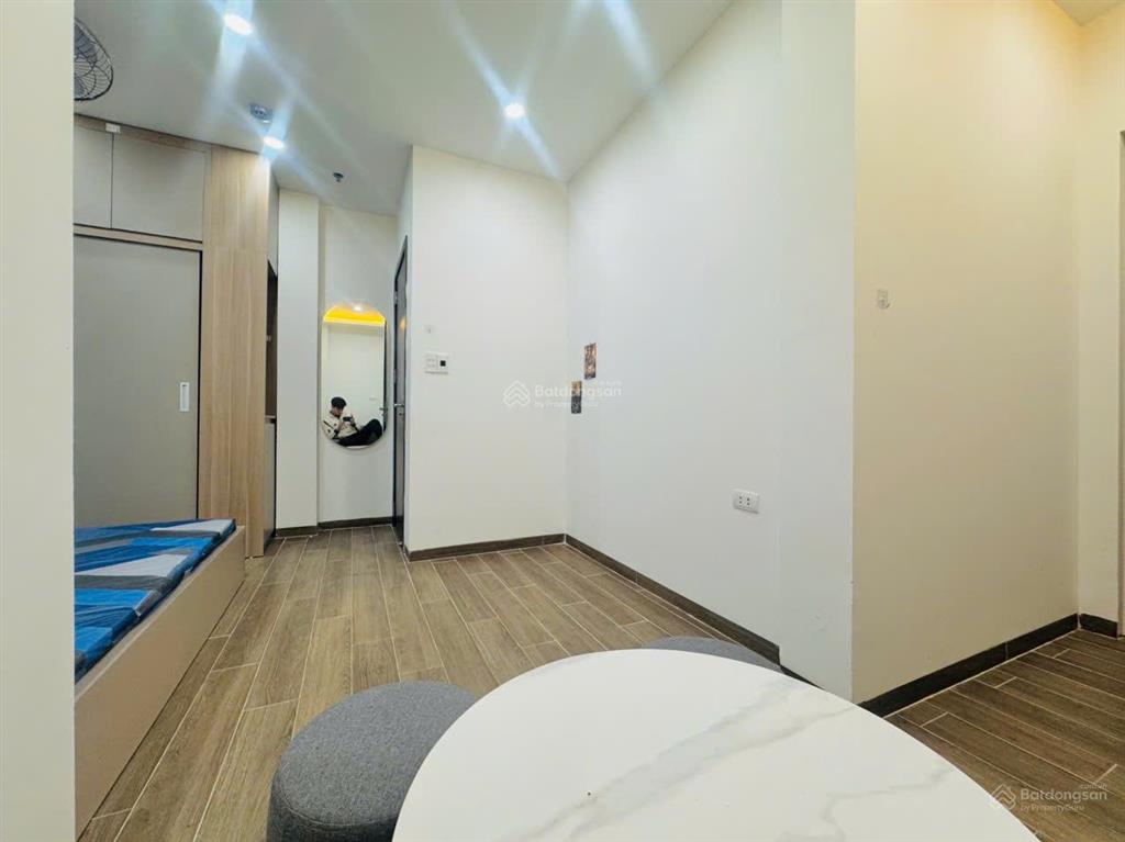 Cho thuê phòng chdv la thành giảng võ 20m2 ban công máy giặt riêng full đồ 5tr5/th