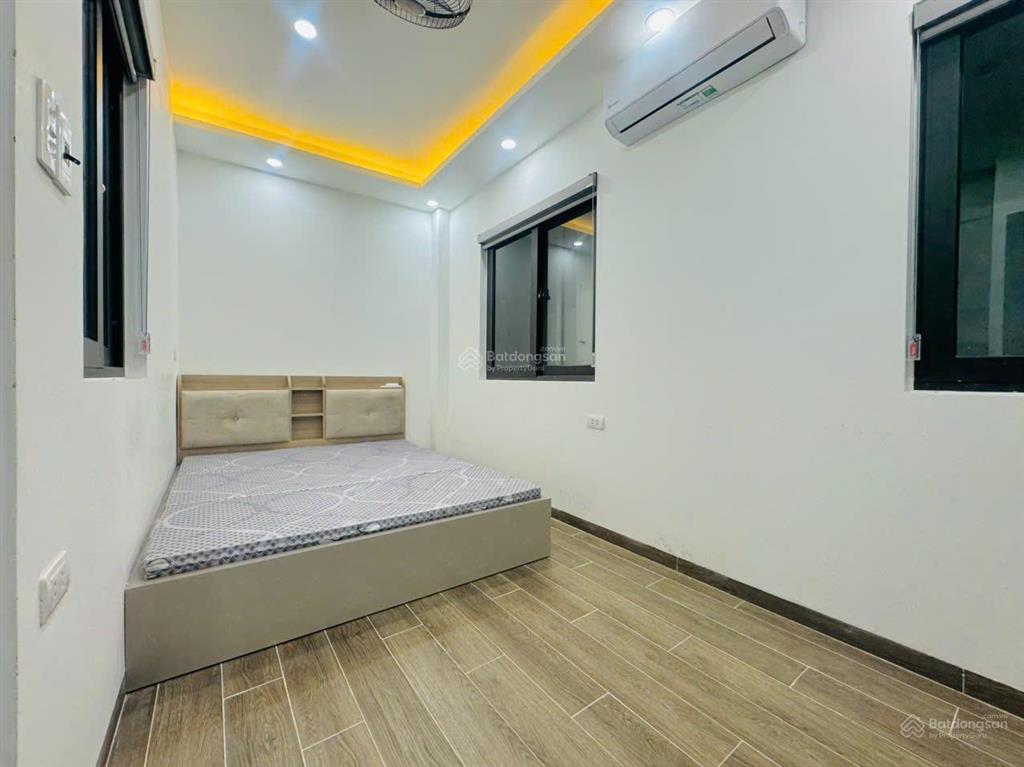 Cho thuê phòng chdv la thành giảng võ 20m2 ban công máy giặt riêng full đồ 5tr5/th