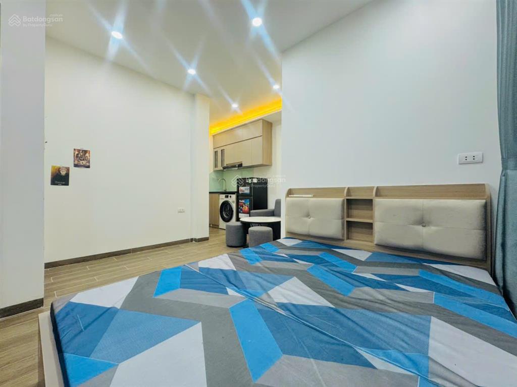 Cho thuê phòng chdv la thành giảng võ 20m2 ban công máy giặt riêng full đồ 5tr5/th
