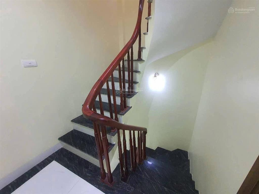 Ngãi cầu an khánh 31m2 5 tầng 4 ngủ full đồ (rẻ nhất an khánh)