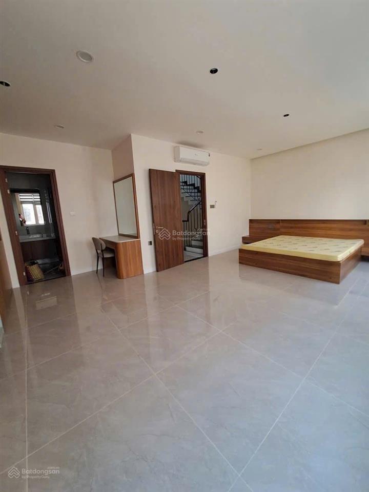 Cho thuê biệt thự cao cấp quận 7, 4pn hầm trệt 2 lầu, full nt cao cấp, ở ngay 65 triệu/ tháng