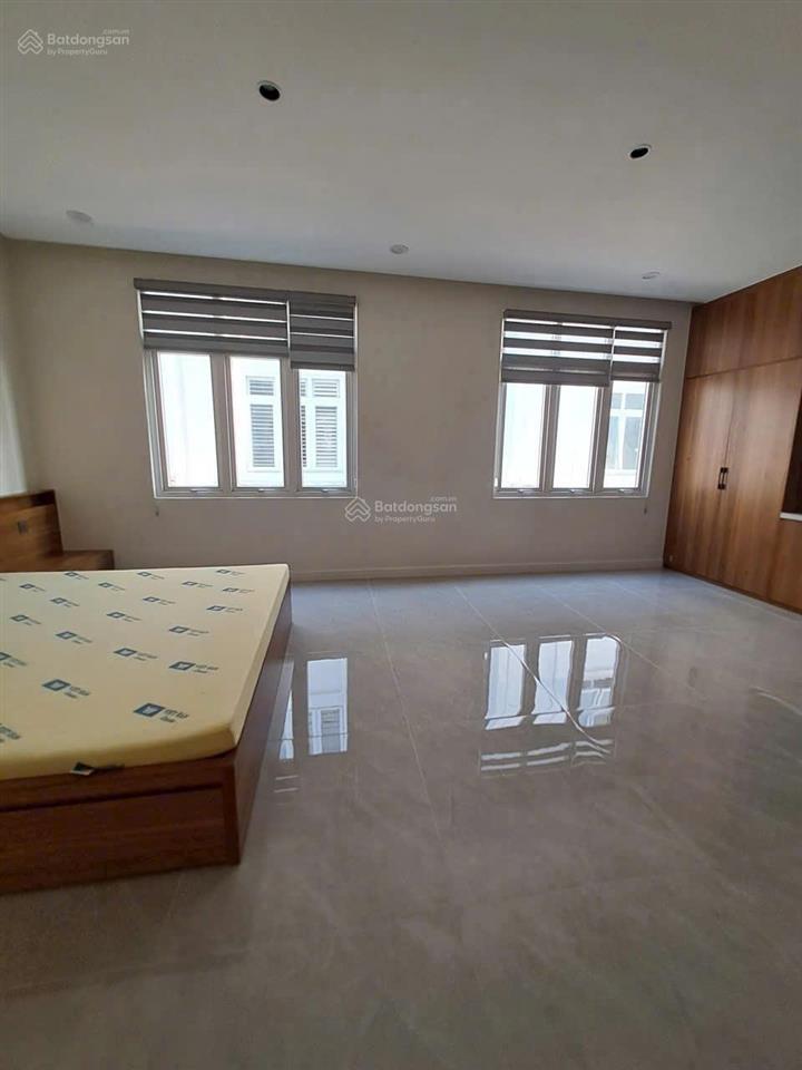 Cho thuê biệt thự cao cấp quận 7, 4pn hầm trệt 2 lầu, full nt cao cấp, ở ngay 65 triệu/ tháng