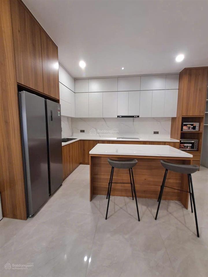 Cho thuê biệt thự cao cấp quận 7, 4pn hầm trệt 2 lầu, full nt cao cấp, ở ngay 65 triệu/ tháng