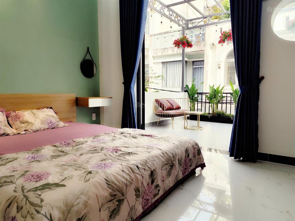 Cho thuê nhà gần bốn xã full nội thất