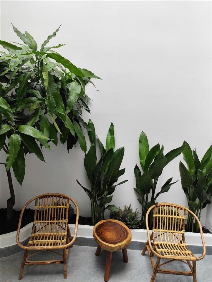 Cho thuê nhà gần bốn xã full nội thất