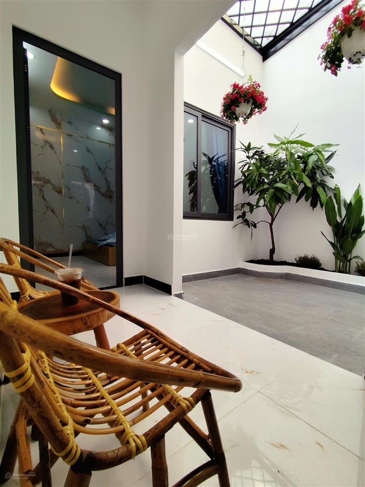 Cho thuê nhà gần bốn xã full nội thất