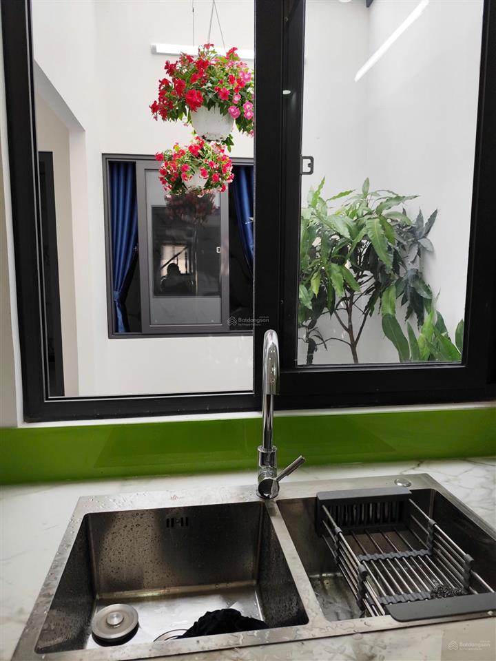 Cho thuê nhà gần bốn xã full nội thất