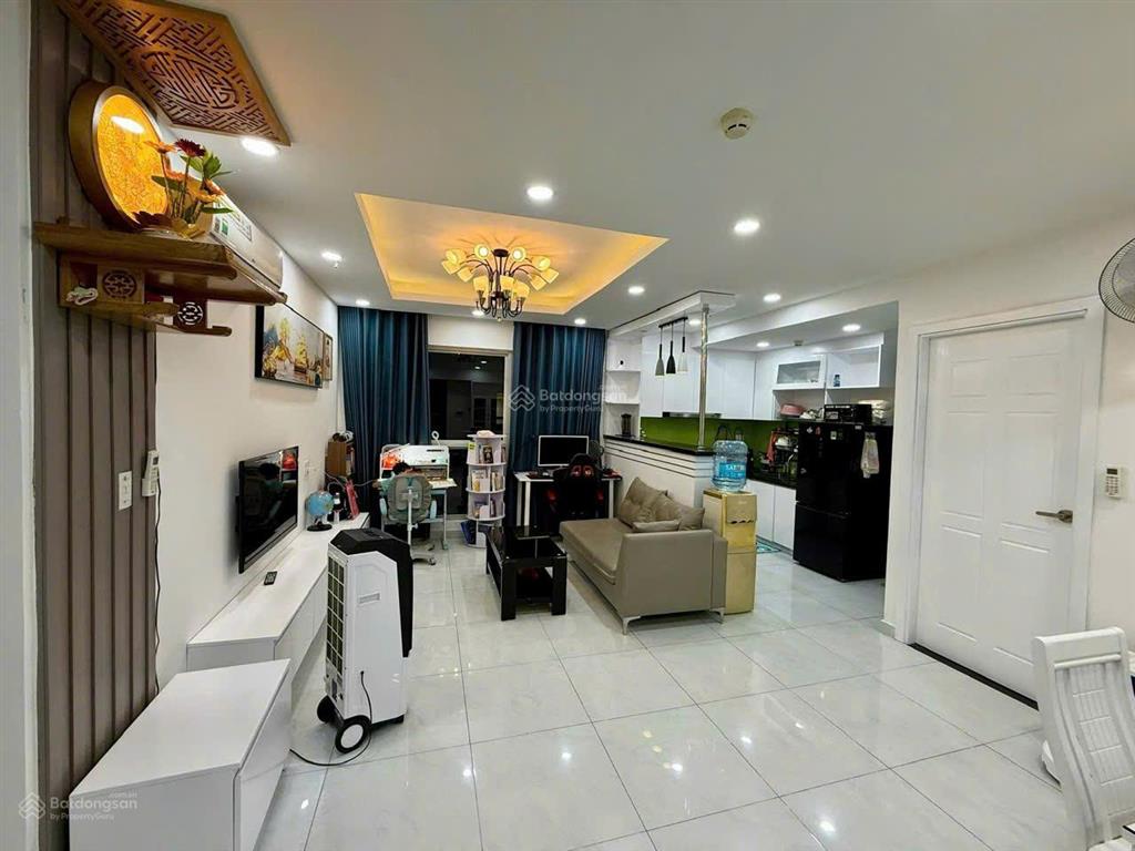 Cần bán căn hộ có sổ cosmo city  2pn chỉ hơn 5 tỷ