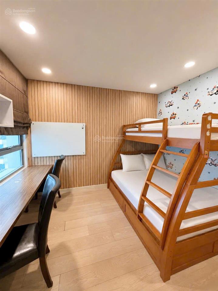 Cho thuê căn hộ 3pn full nt nhà mới