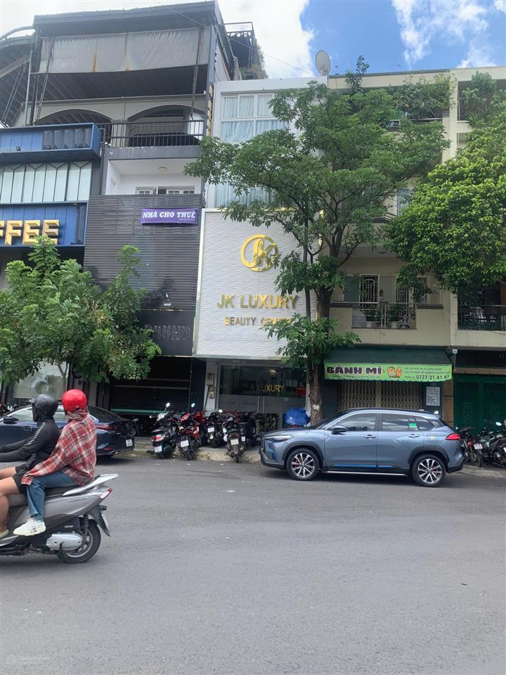 Siêu phẩm giá tốt đường hoa lan ngay vòng xoay phan xích long  4 tầng  hđt 62tr  giá 21 tỷ