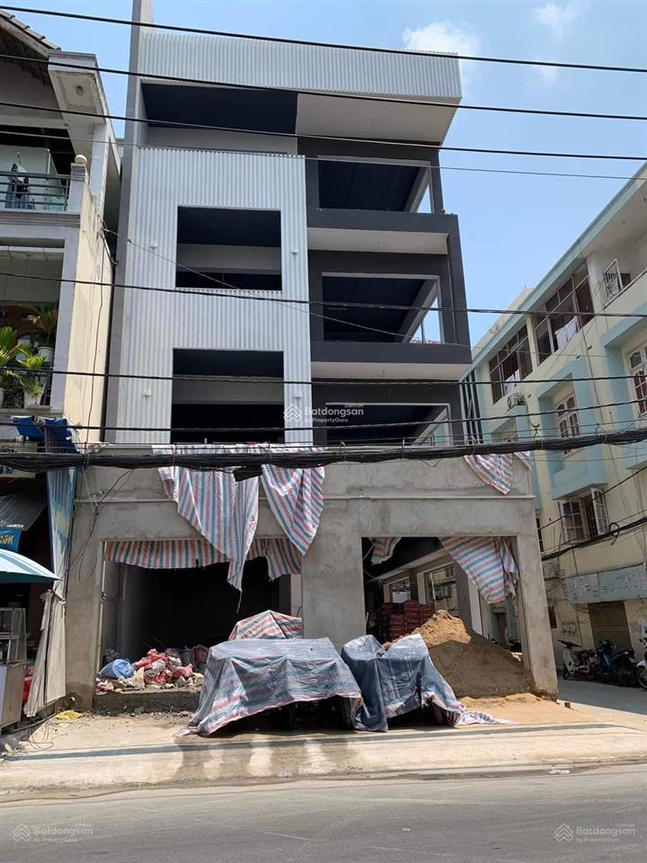 Góc 2 mặt tiền nguyễn cửu vân p. 17 quận bình thạnh. dt 9x20m  5 tầng  hđt 135tr/th. giá 52 tỷ