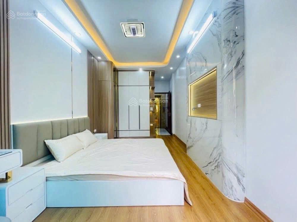 Bán nhả 6 tầng, thang máy siêu hiếm 61.1m2, 15,5 tỷ, đông ngạc, ô tô tránh kinh doanh.