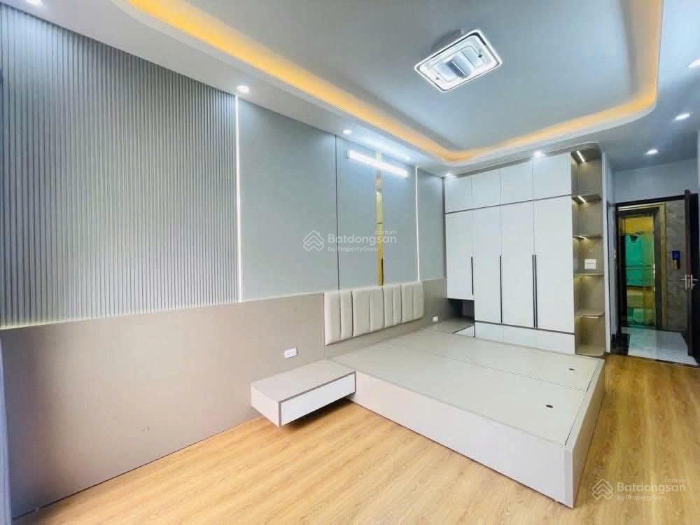 Bán nhả 6 tầng, thang máy siêu hiếm 61.1m2, 15,5 tỷ, đông ngạc, ô tô tránh kinh doanh.