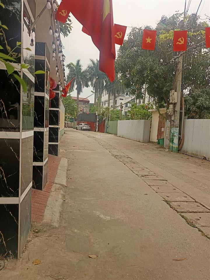 Bán gấp đất tại liên mạc, 5,7 tỷ, 43,1m2, chính chủ ô tô vào đất 5m, ra ô tô tránh