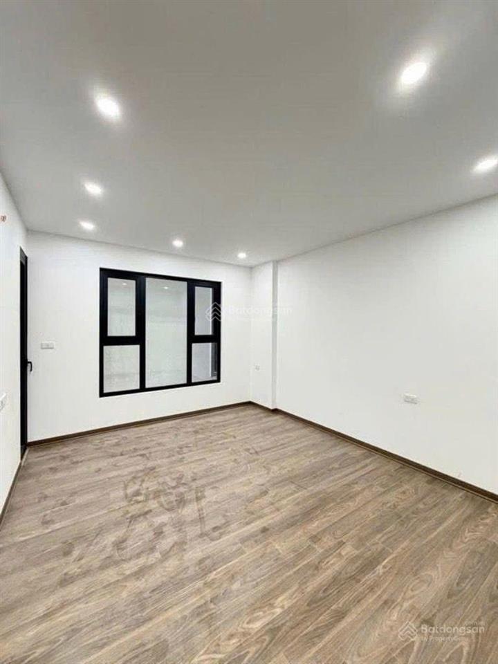 Bán nhà liên mạc, 5,26 tỷ, 34,9 m2, 5 tầng, giao thông thuận tiện.