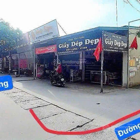 Bán đất đẹp đông ngạc kẻ vẽ, 43 tỷ, 245 m2, nhiều tiện ích, lô góc, ô tô tránh, kinh doanh.