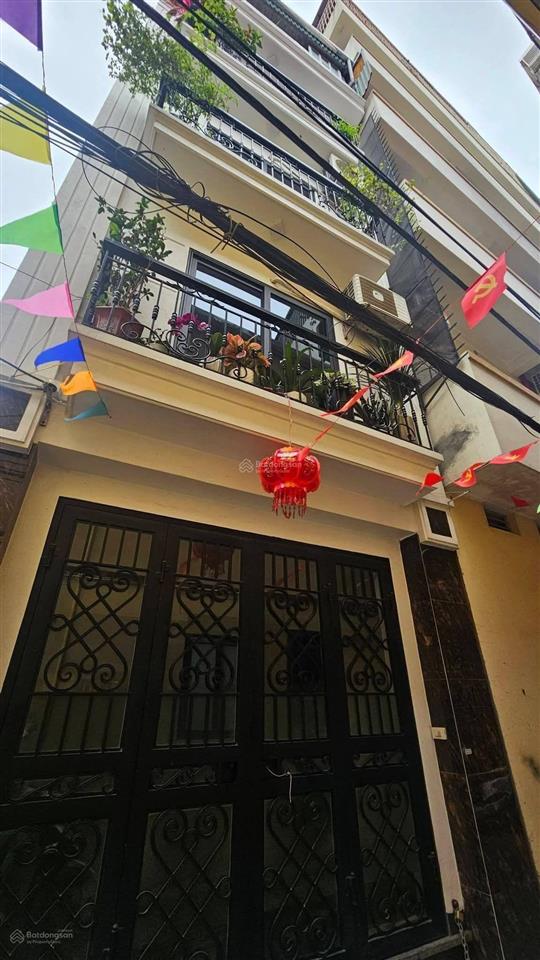 Bán nhà an dương vương, 7,85 tỷ, 45,9m2, chính chủ, ô tô đỗ cổng.