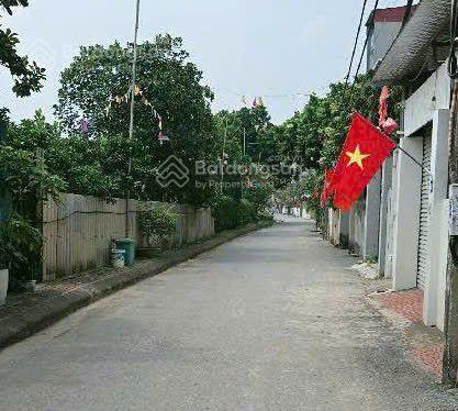Bán nhà liên mạc, thượng cát, 7,96 tỷ, 51,1m2, nội thất đầy đủ, ô tô ngủ trong nhà.