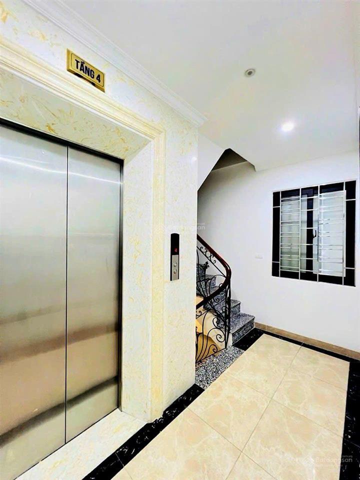 Bán nhà đông ngạc, 14,9 tỷ, 61,1m2, giá ưu đãi, ô tô tránh kinh doanh, tháng máy.