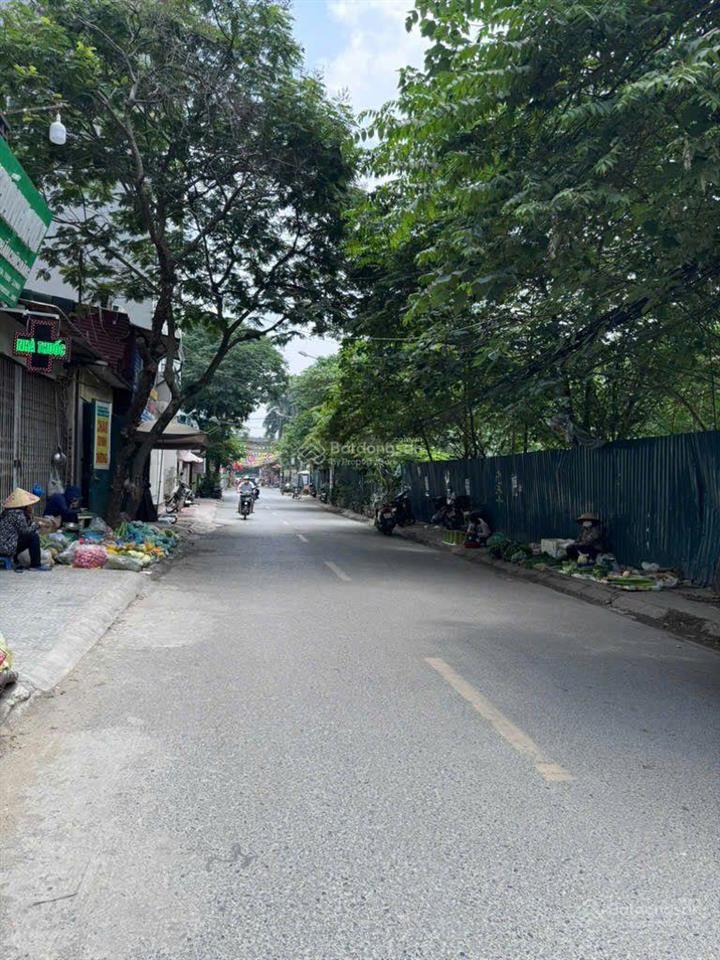 Bán nhà mặt phố kẻ vẽ, đông ngạc giá siêu hời, 22,9 tỷ, 68,1m2, kinh doanh vô đối.