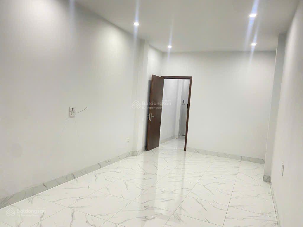 Bán nhà đông thắng, đông ngạc 5 tầng 8,5 tỷ, 37,1 m2, ô tô tránh kinh doanh