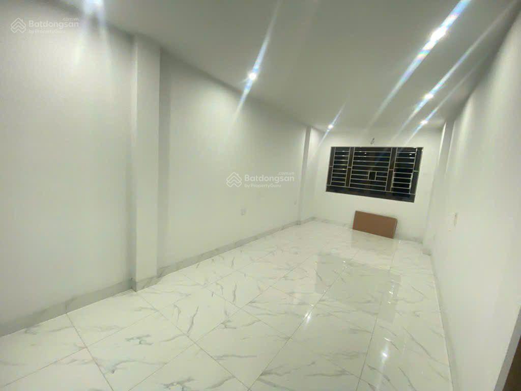 Bán nhà đông thắng, đông ngạc 5 tầng 8,5 tỷ, 37,1 m2, ô tô tránh kinh doanh