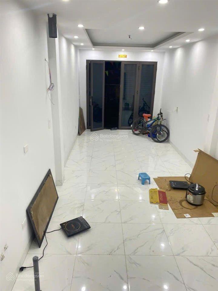 Bán nhà đông thắng, đông ngạc 5 tầng 8,5 tỷ, 37,1 m2, ô tô tránh kinh doanh