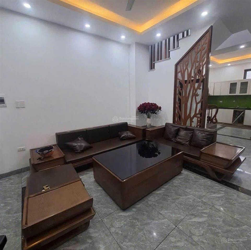 Bán nhà an dương vương, tây hồ 8,45 tỷ, 43,1 m2, 4 tầng ô tô cách 10m