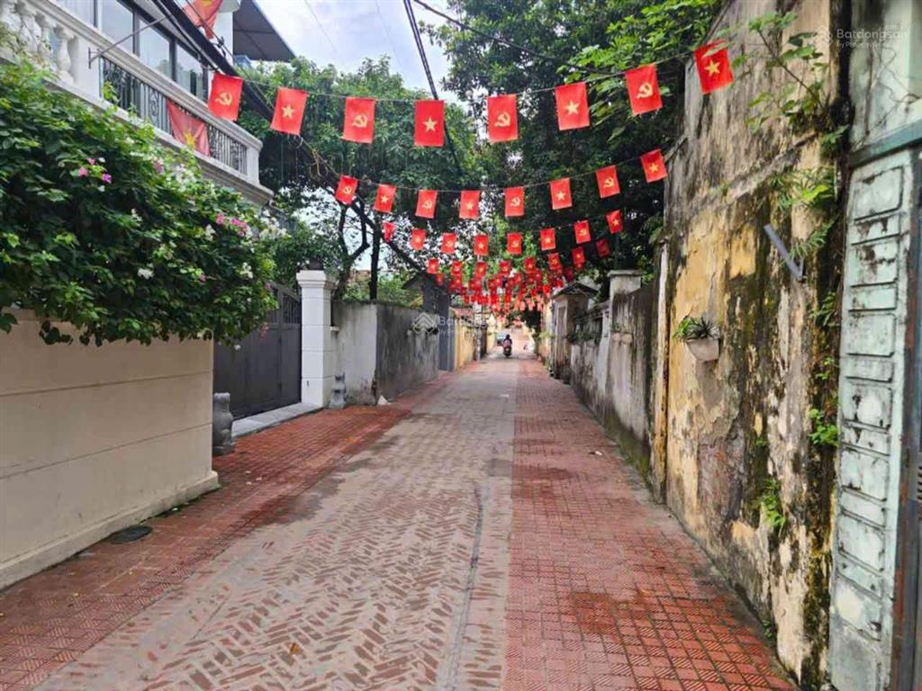 Bán nhà đông ngạc, kẻ vẽ, 34 tỷ, 237 m2, nhiều tiện ích, lô góc, ô tô tránh kinh doanh