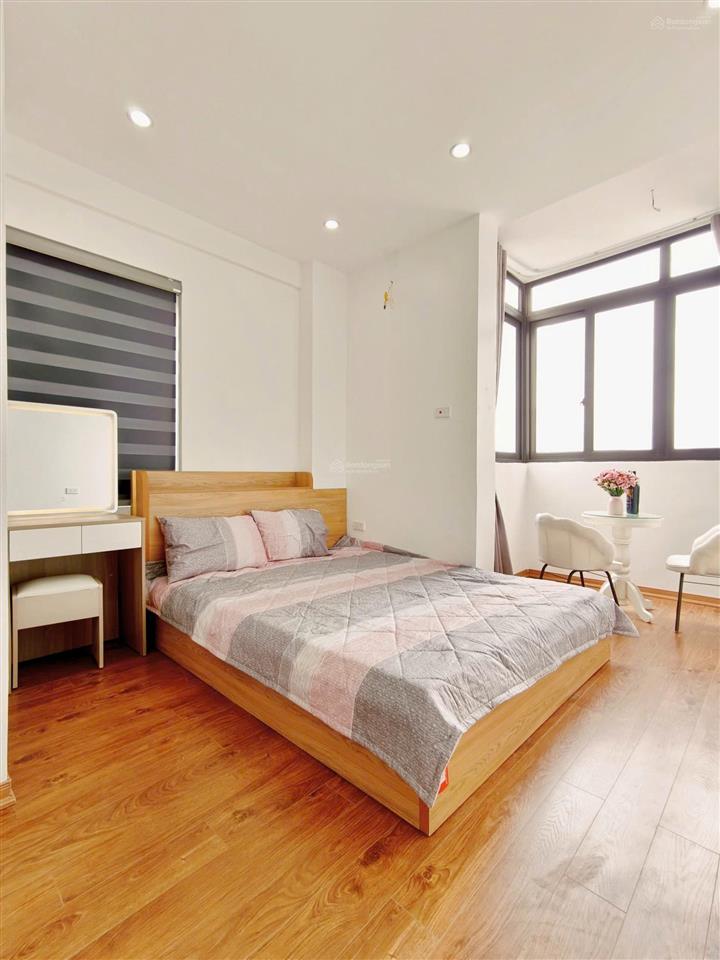 Bán chung cư no6 trần quý kiên tầng đẹp nhất . dt 62m2, đủ đồ em giá 6,15 tỷ . đủ đồ .