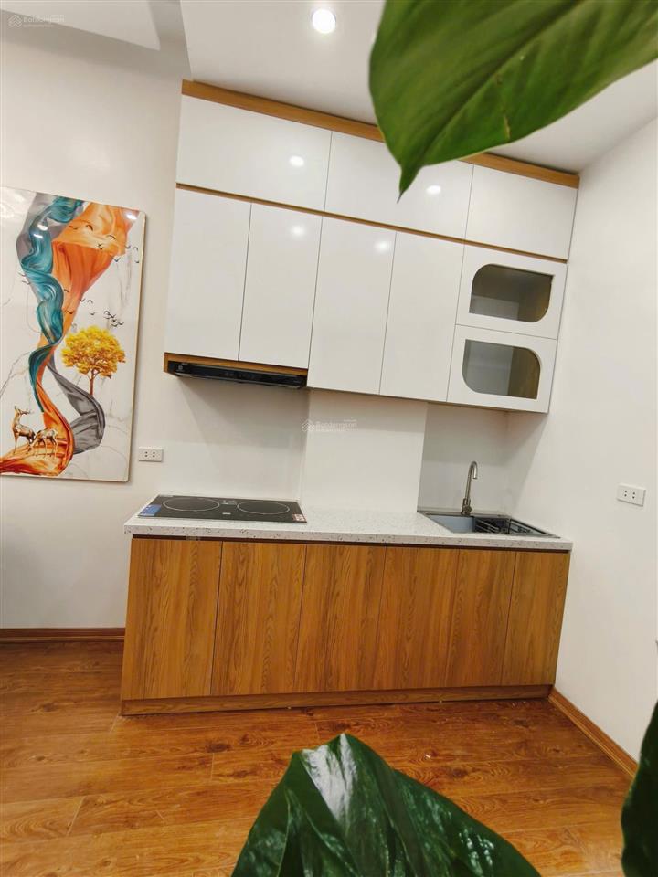Bán chung cư no6 trần quý kiên tầng đẹp nhất . dt 62m2, đủ đồ em giá 6,15 tỷ . đủ đồ .