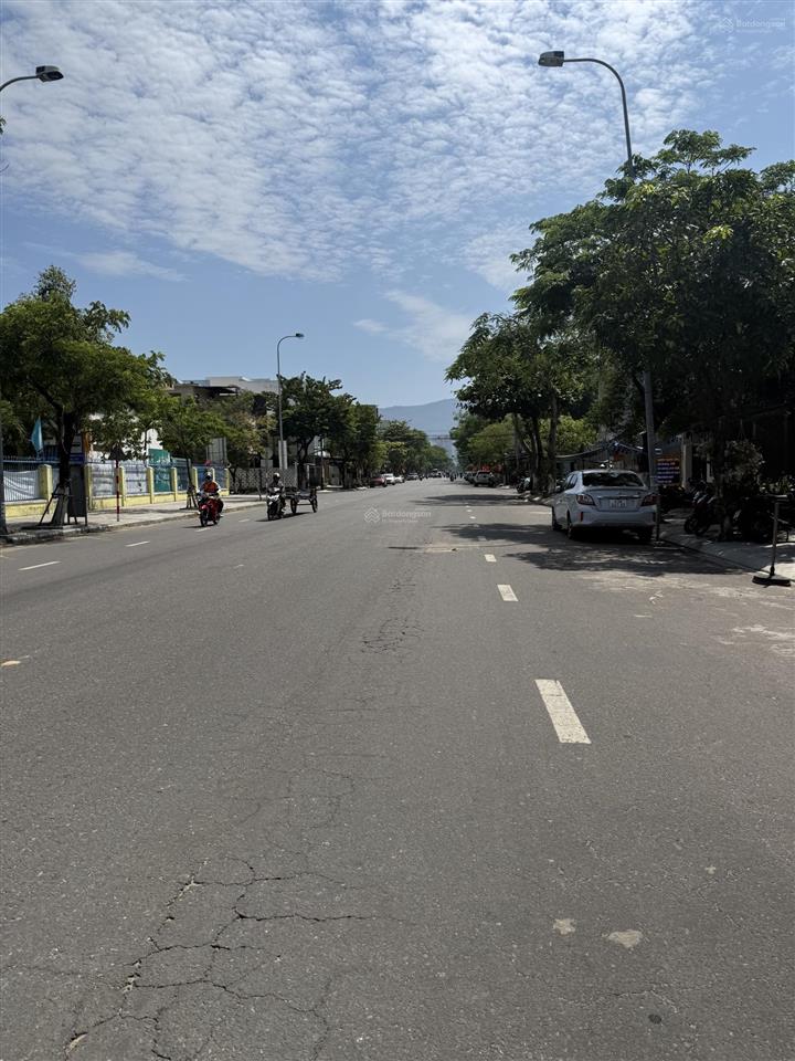 Bán đất có căn hộ 4 tầng đường trần thánh tông đang có dòng tiền vị trí đẹp gần biển