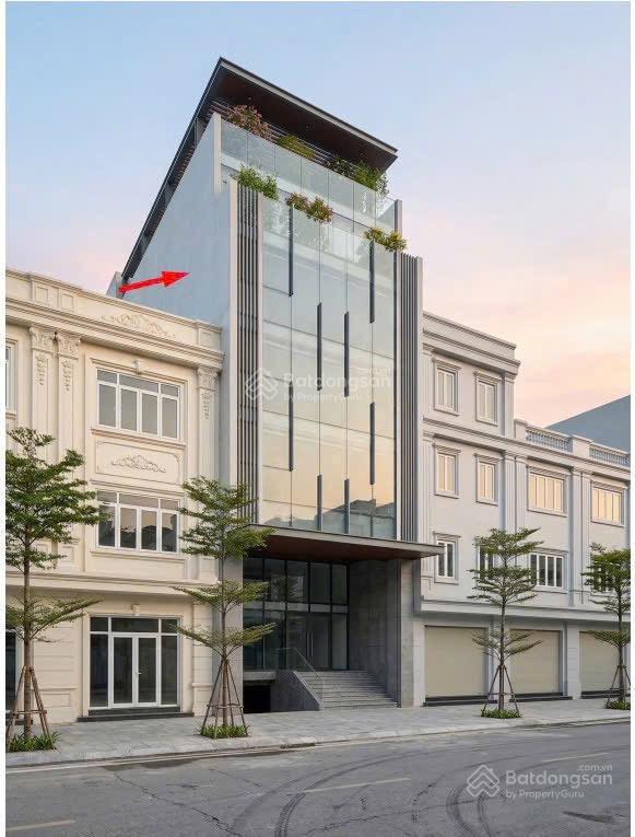 Tòa building 8 tầng mp tuệ tĩnh thông sàn, 190m2 x 8 t x mt 7m giá 165 tỷ. dt 350tr/tháng hiếm